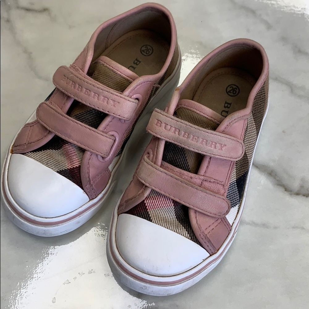 Burberry snickers size 26